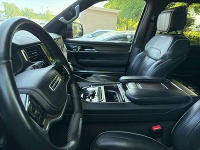 2023 Jeep Grand Wagoneer Series II