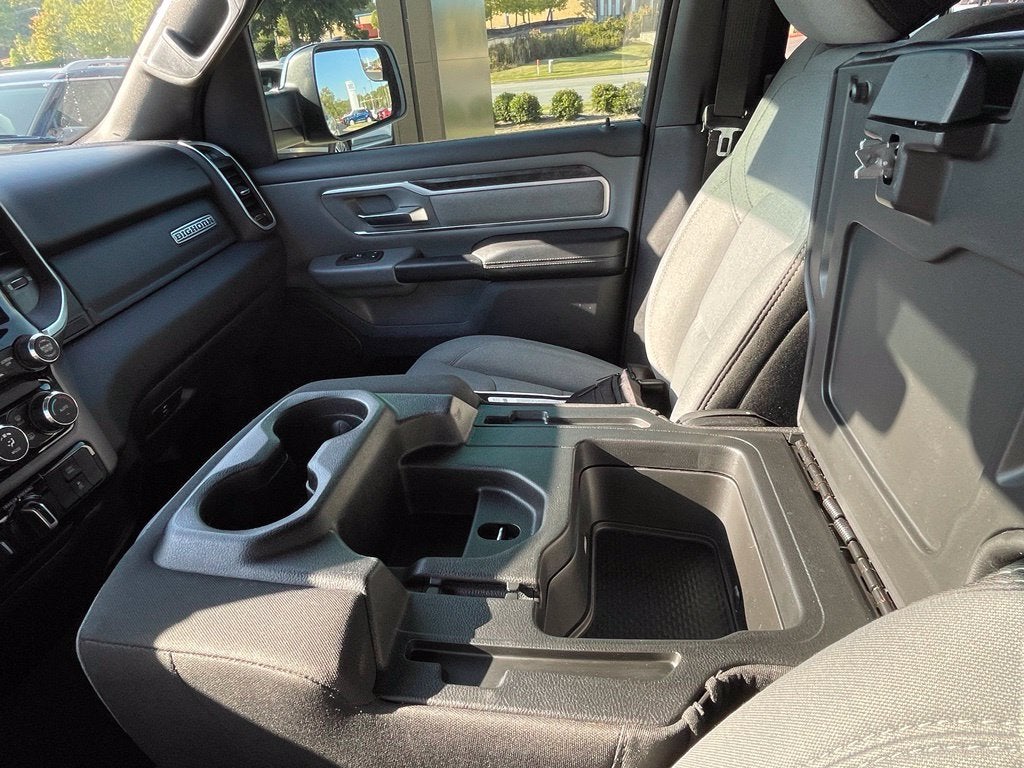 2021 RAM 1500 Big Horn/Lone Star 20" Wheels, Navi, CarFax One Owner