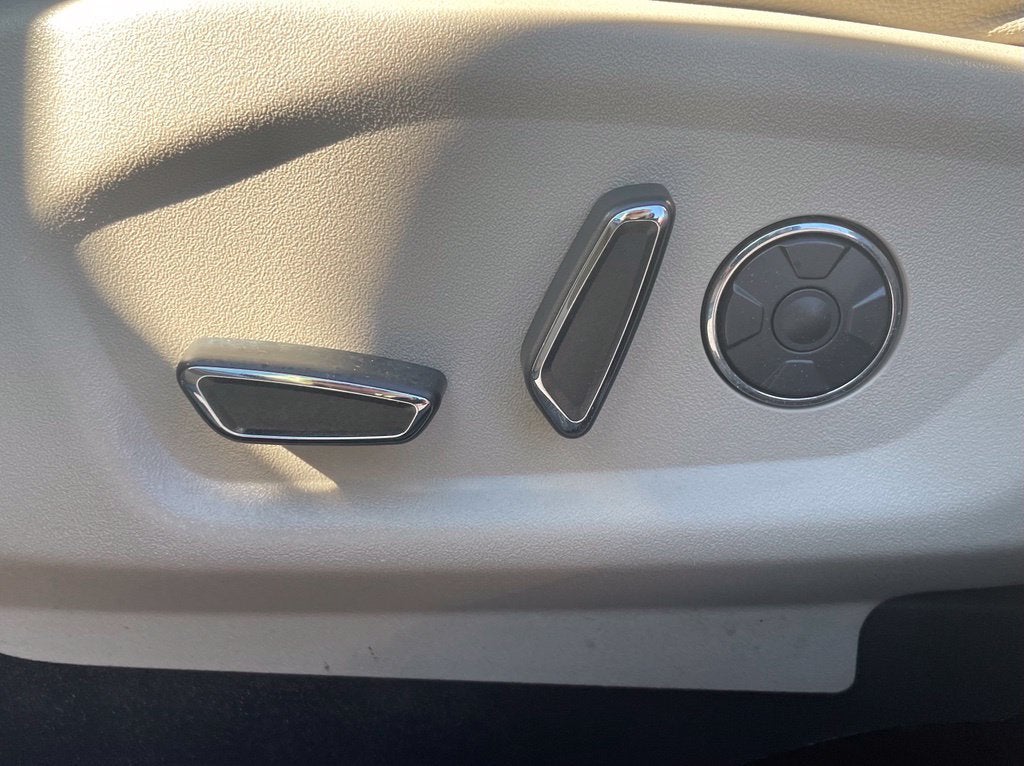 2018 Ford Explorer Limited One Owner, Clean CarFax, Leather, Moonroof, Bucket