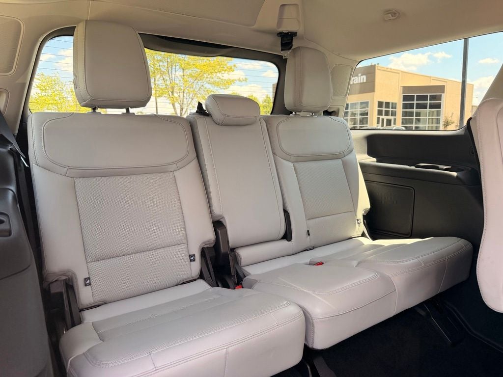 2025 Ford Expedition Platinum CARFAX 1-OWNER