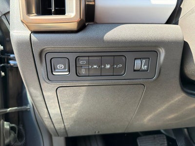 2025 GMC Hummer EV SUV 3X Low Miles, Clean CarFax