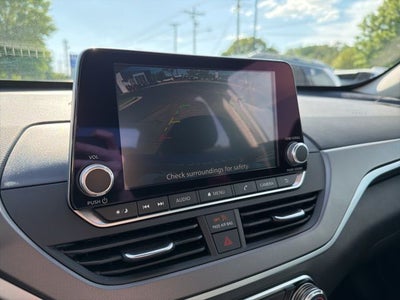 2025 Nissan Altima 2.5 SR