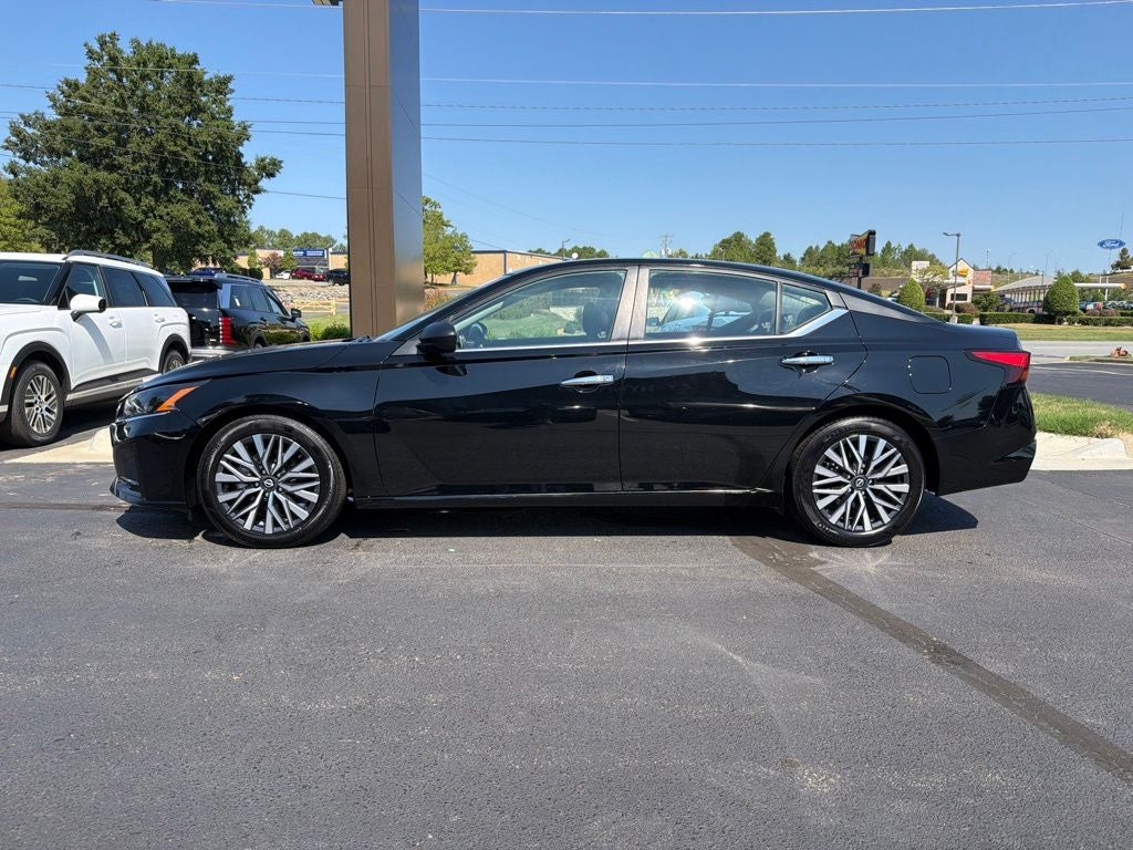2025 Nissan Altima 2.5 SV CARFAX 1-Owner