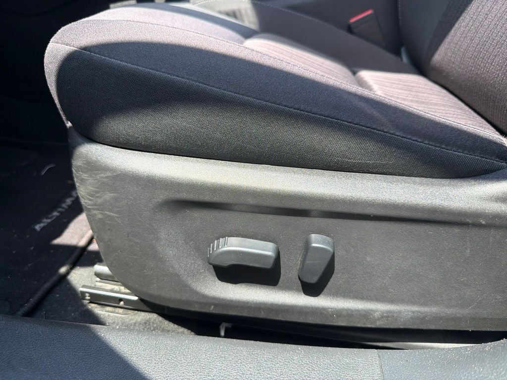 2025 Nissan Altima 2.5 SV CARFAX 1-Owner