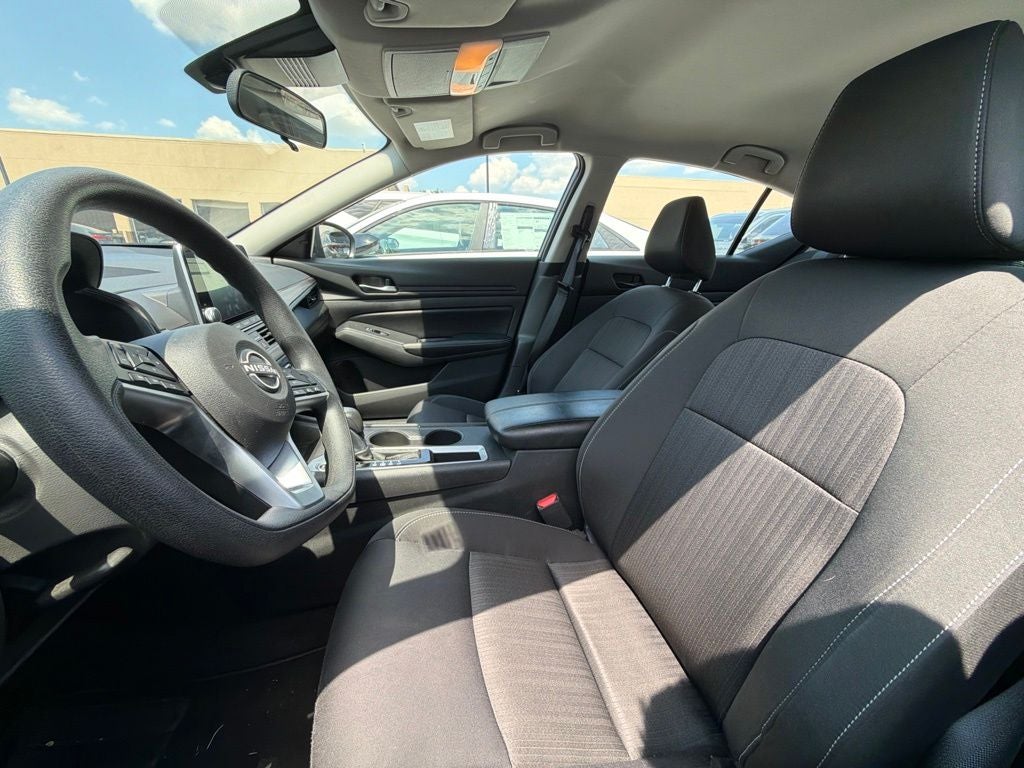 2025 Nissan Altima 2.5 SV CARFAX 1-Owner