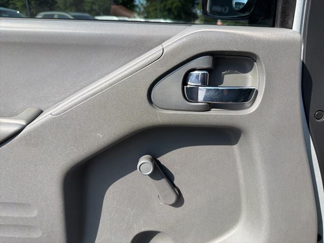 2015 Nissan Frontier S