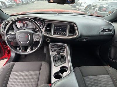 2022 Dodge Challenger SXT