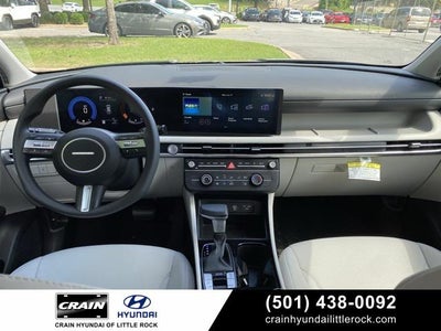 2025 Hyundai TUCSON SE FWD