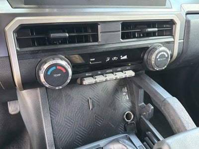 2024 Toyota Tacoma SR5 CLEAN CARFAX 1-OWNER