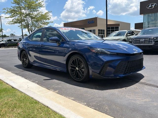 2025 Toyota Camry SE CARFAX 1-OWNER