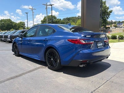 2025 Toyota Camry SE CARFAX 1-OWNER