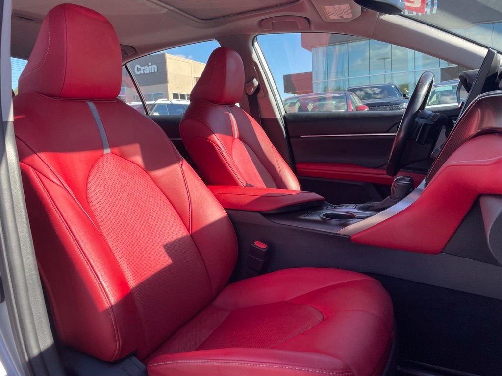 2021 Toyota Camry Hybrid XSE Pano Roof, Leather