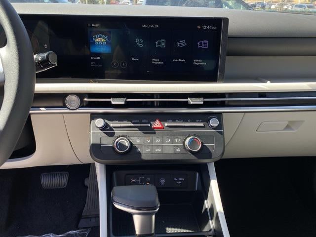 2025 Hyundai TUCSON SE FWD