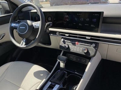 2025 Hyundai TUCSON SE FWD