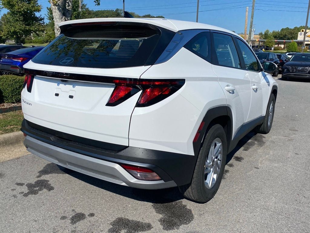 2026 Hyundai TUCSON SE FWD