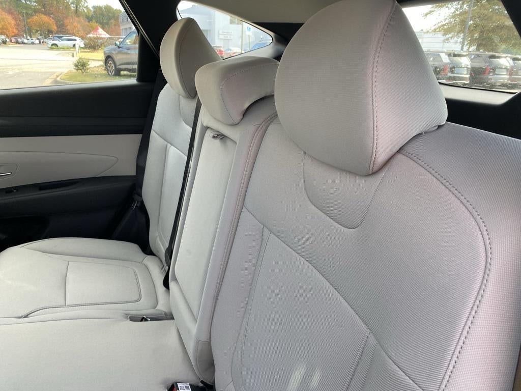 2026 Hyundai TUCSON SE FWD