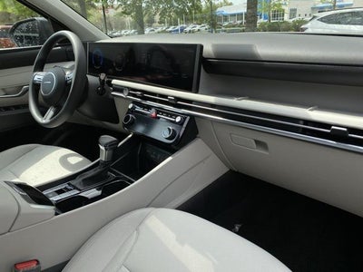 2025 Hyundai TUCSON SEL FWD