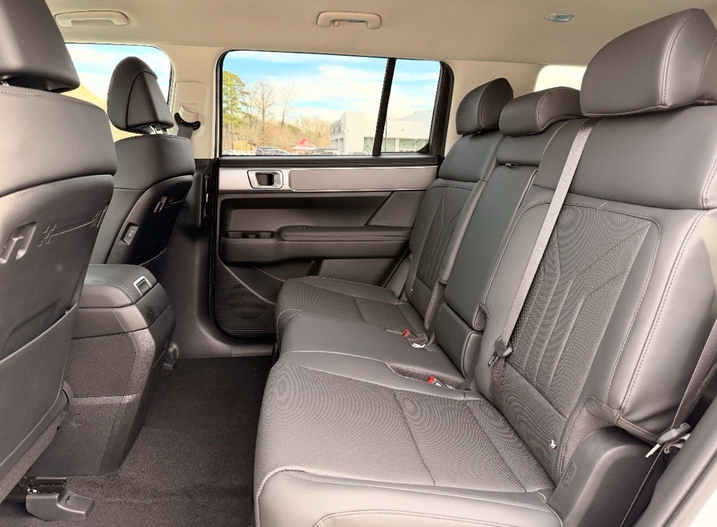 2027 Hyundai SANTA FE HYBRID SEL