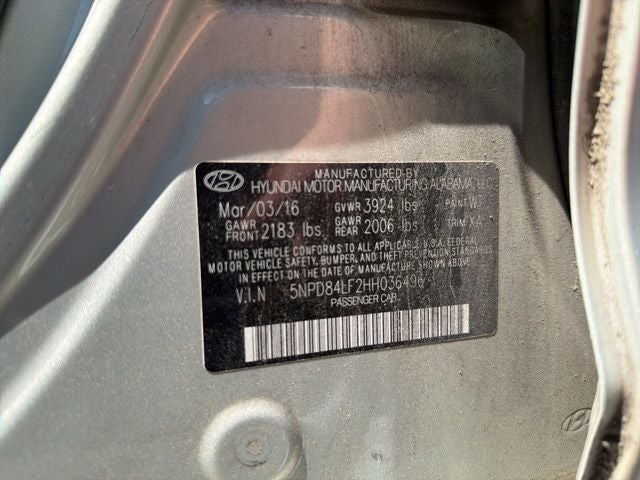 2017 Hyundai ELANTRA SE