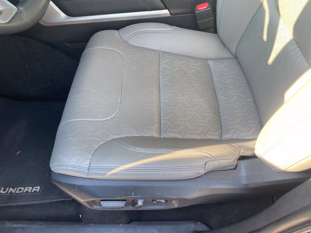 2023 Toyota Tundra Limited Pano Roof, Leather, Clean CarFax, One Owner