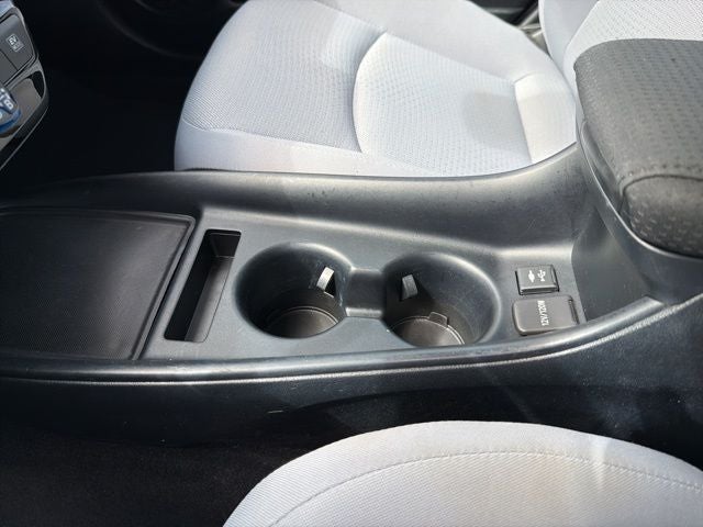 2020 Toyota Prius LE