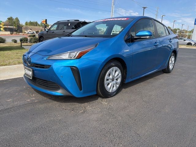 2020 Toyota Prius LE