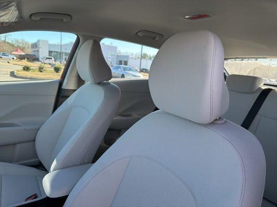 2026 Hyundai KONA SE FWD