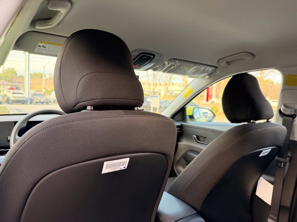 2027 Hyundai KONA SE