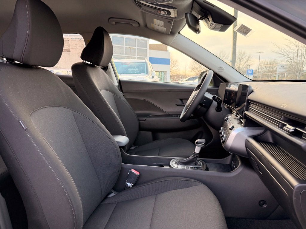 2027 Hyundai KONA SE