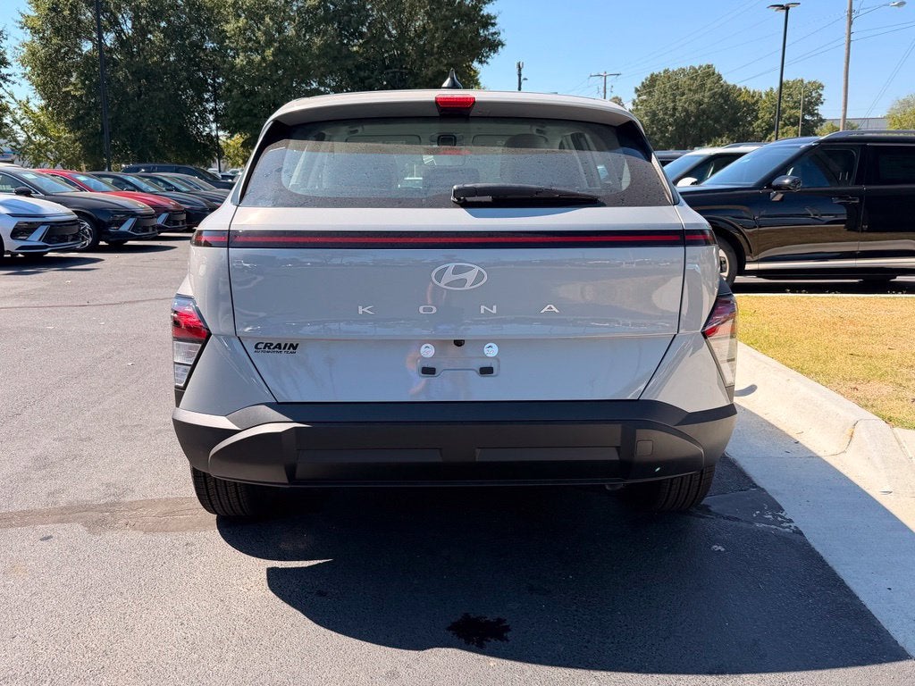 2027 Hyundai KONA SE