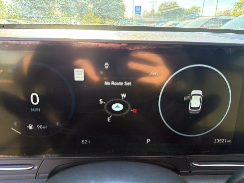 2024 Hyundai KONA Limited Moonroof, Leather, One Owner, Clean Carfax