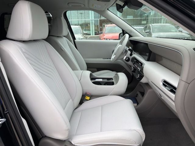 2027 Hyundai PALISADE SEL 7 Passenger