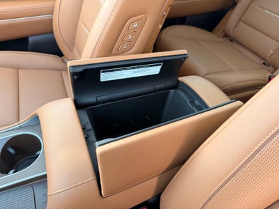 2027 Hyundai PALISADE SEL 7 Passenger