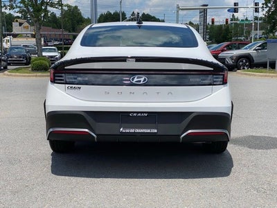 2025 Hyundai SONATA SE