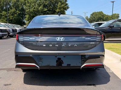 2026 Hyundai SONATA HYBRID SEL