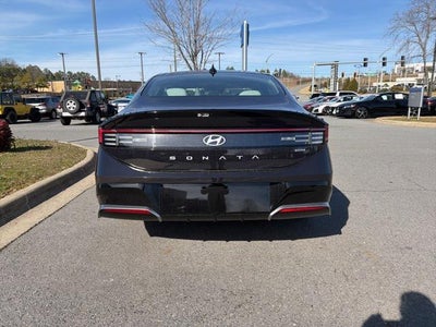 2026 Hyundai SONATA HYBRID SEL