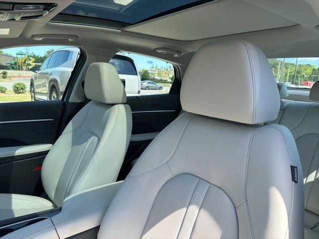 2024 Hyundai SONATA HYBRID Limited