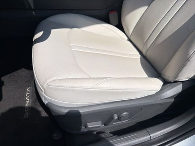 2024 Hyundai SONATA HYBRID Limited