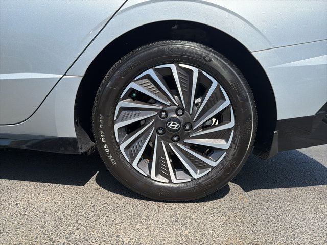 2024 Hyundai SONATA HYBRID Limited