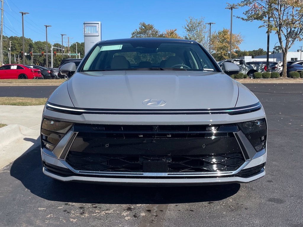 2027 Hyundai SONATA HYBRID Limited