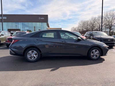 2026 Hyundai ELANTRA SE