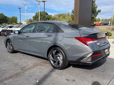 2025 Hyundai ELANTRA SEL Sport One Owner, Clean Carfax
