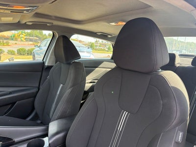 2025 Hyundai ELANTRA SEL Convenience CARFAX 1-Owner