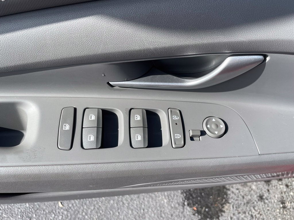 2025 Hyundai ELANTRA SEL Convenience CARFAX 1-Owner