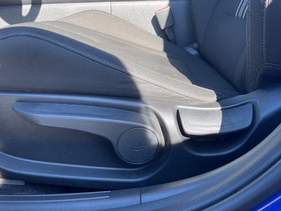 2025 Hyundai ELANTRA SEL Convenience Moonroof, One Owner