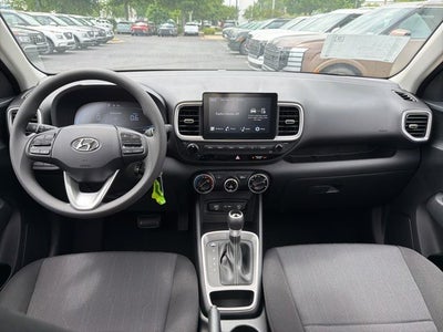 2026 Hyundai VENUE SE