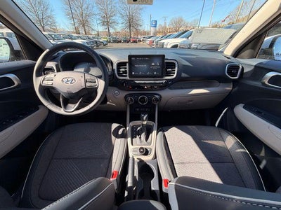 2026 Hyundai VENUE SEL W/Two-Tone Roof