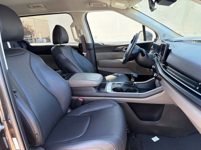 2025 Kia Carnival LXS