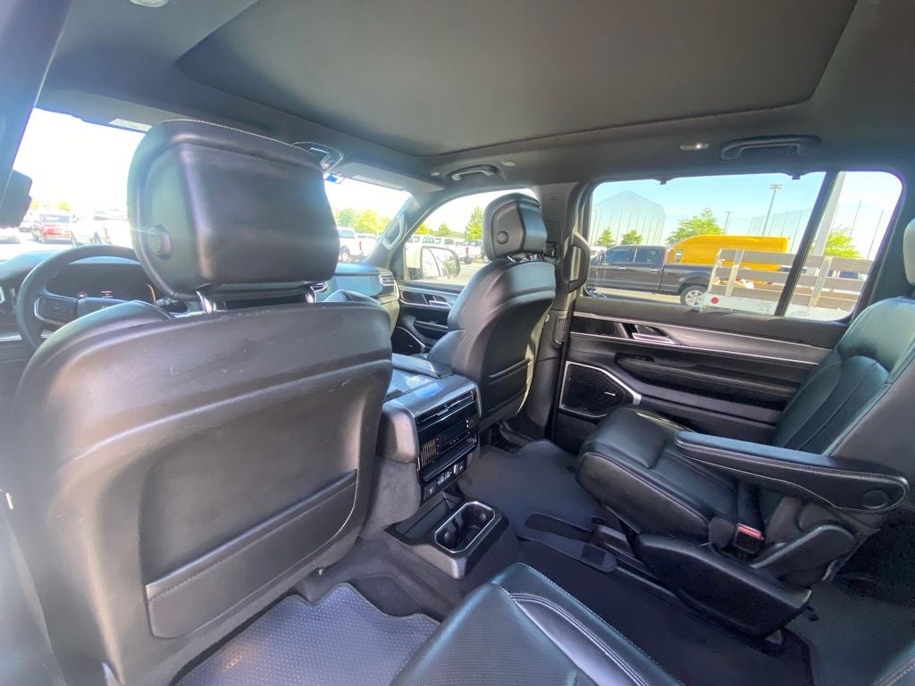 2022 Jeep Wagoneer Series III