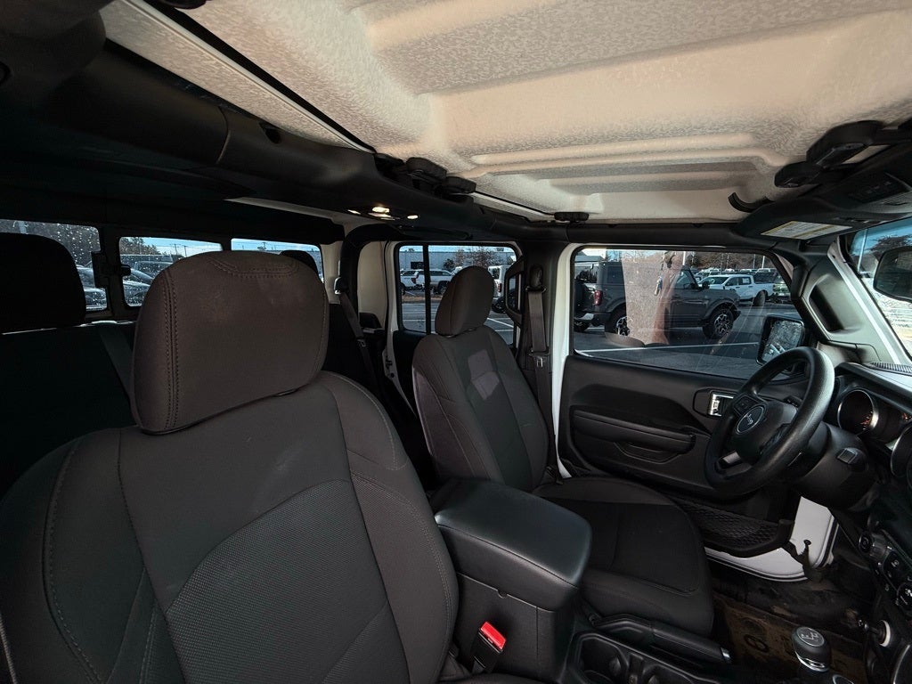 2023 Jeep Gladiator Sport